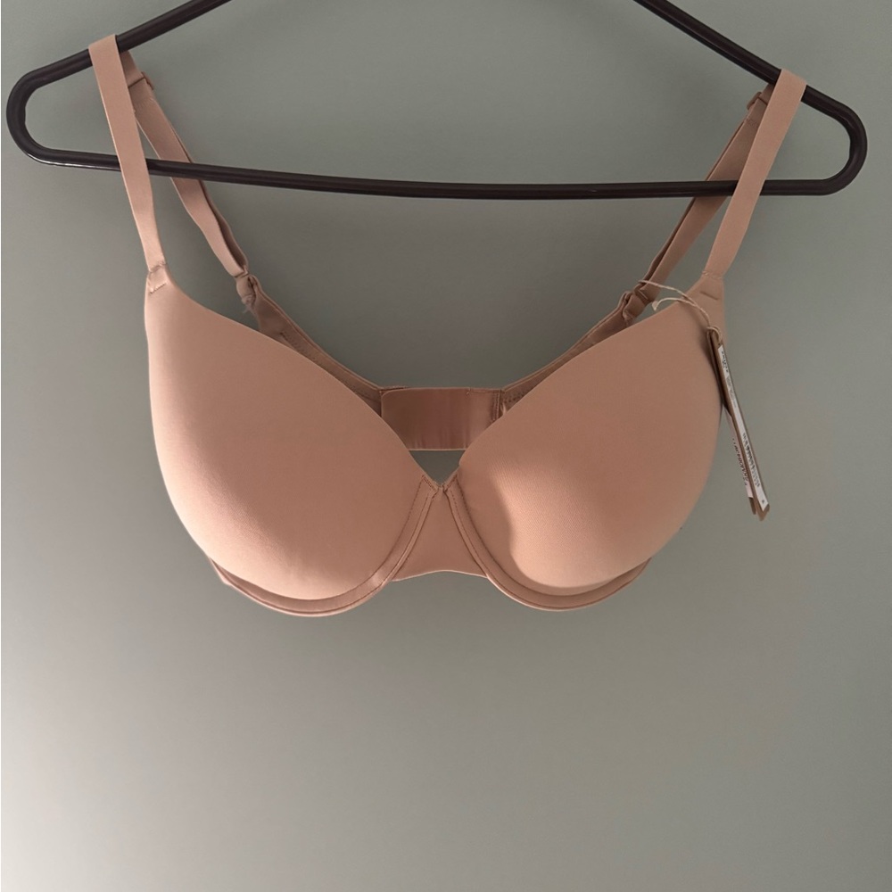 SKIMS Fits Everybody T-shirt Bra 32DDD